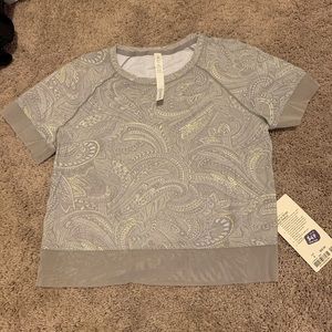 Lululemon Crop Top
